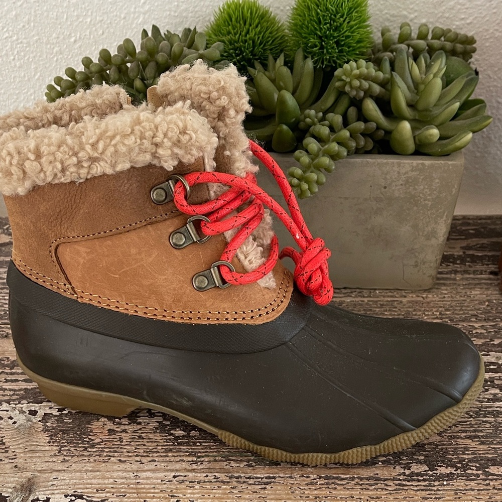 Sperry Ankle Boots with Red Laces